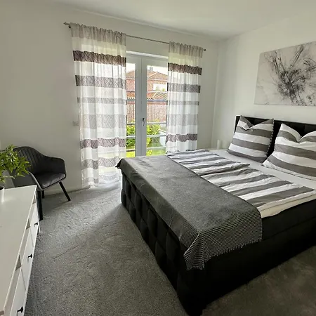 Апартаменты Exklusive Neubau-ferienwohnung In Варбург