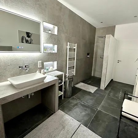 Exklusive Neubau-ferienwohnung In * Warburg