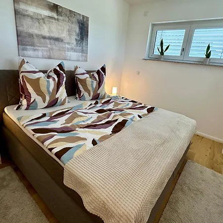 Exklusive Neubau-ferienwohnung In Апартаменты *